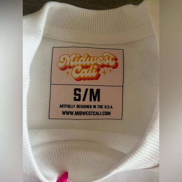 Midwest Cali Don’t Quit Your Daydream Sweatshirt - Picture 3 of 6